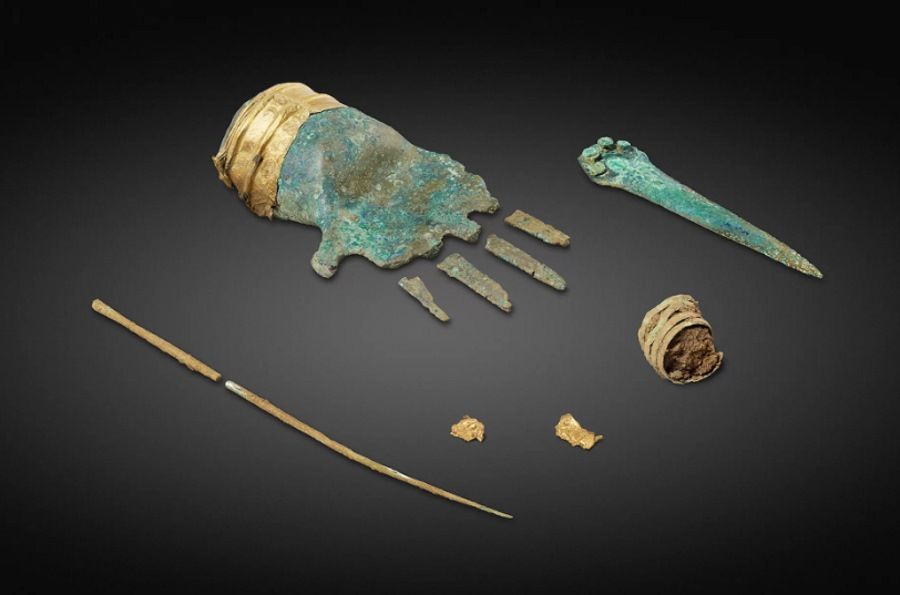 Bronze hand from 3,500 years ago found in Switzerland